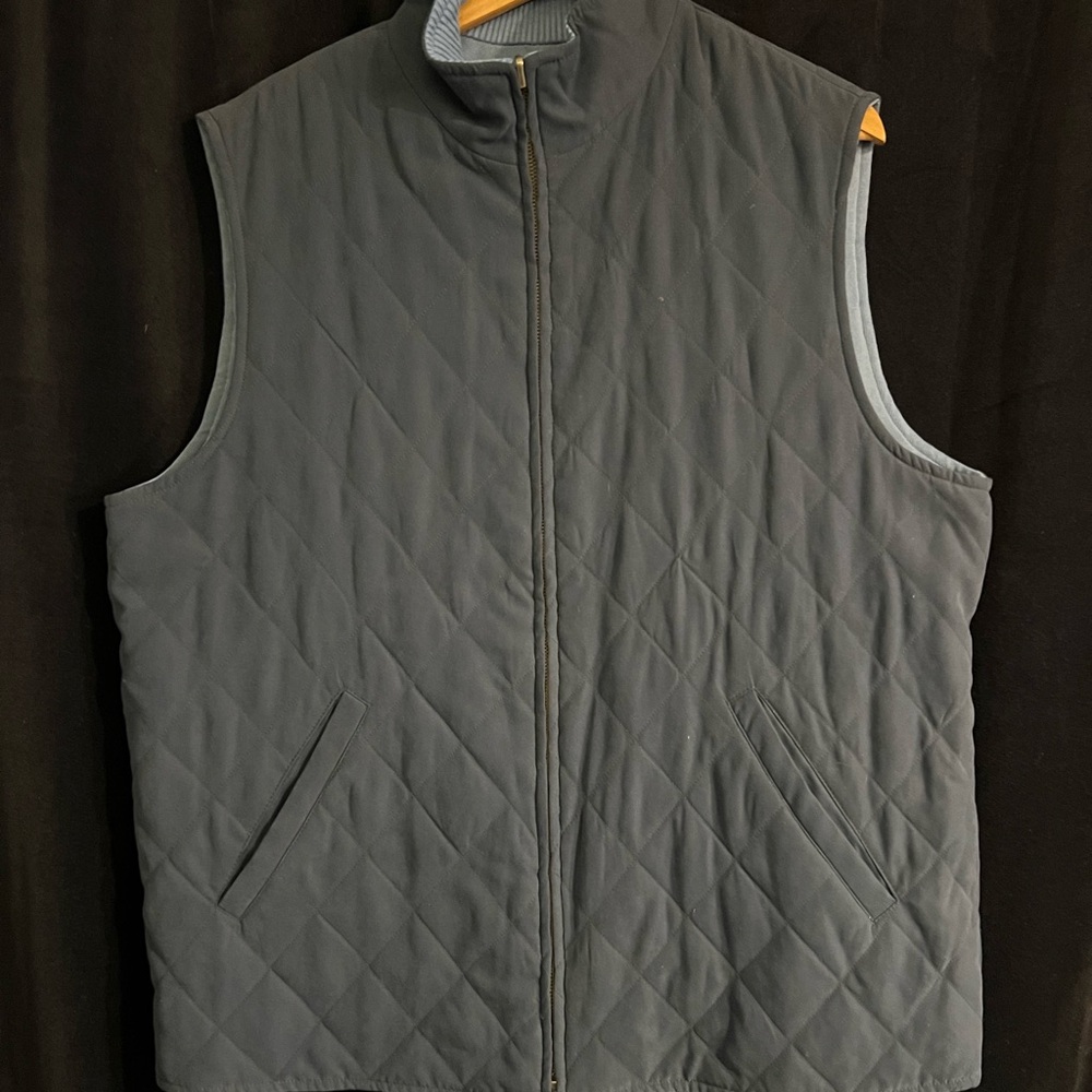 Men's Quilted Blue Gray Vest - Reversible to blue knit